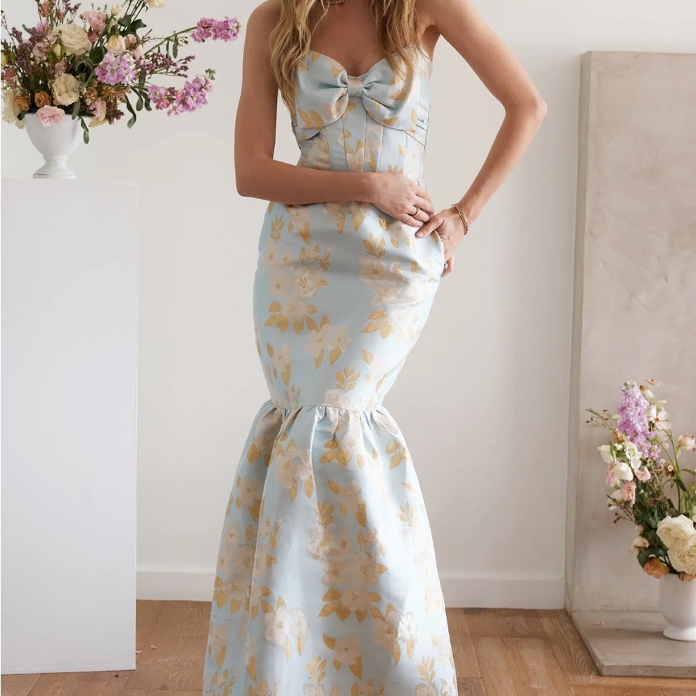 The Beth Dress in Ballad Blue Baroque Floral